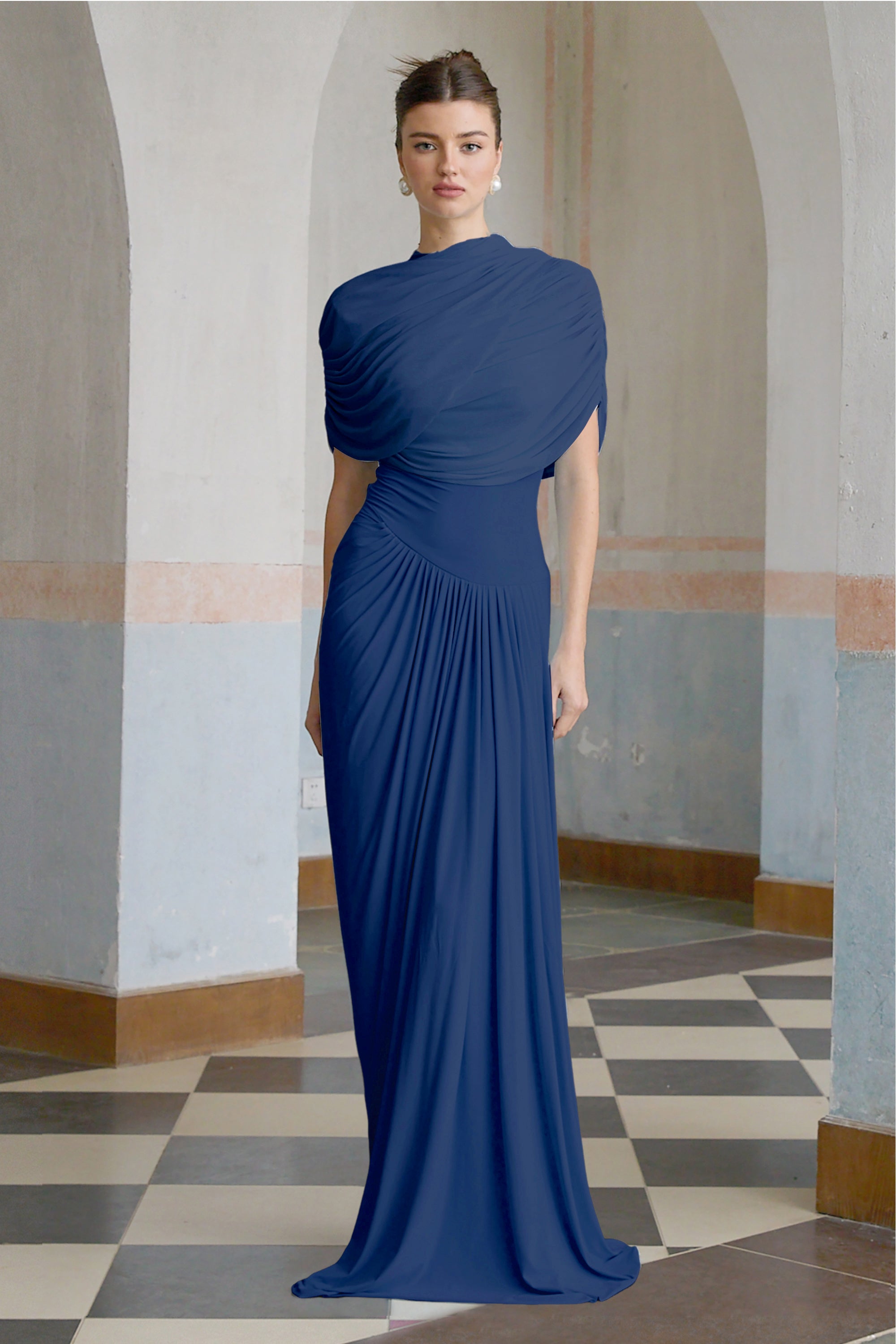 Vestido largo plisado  en azul marino