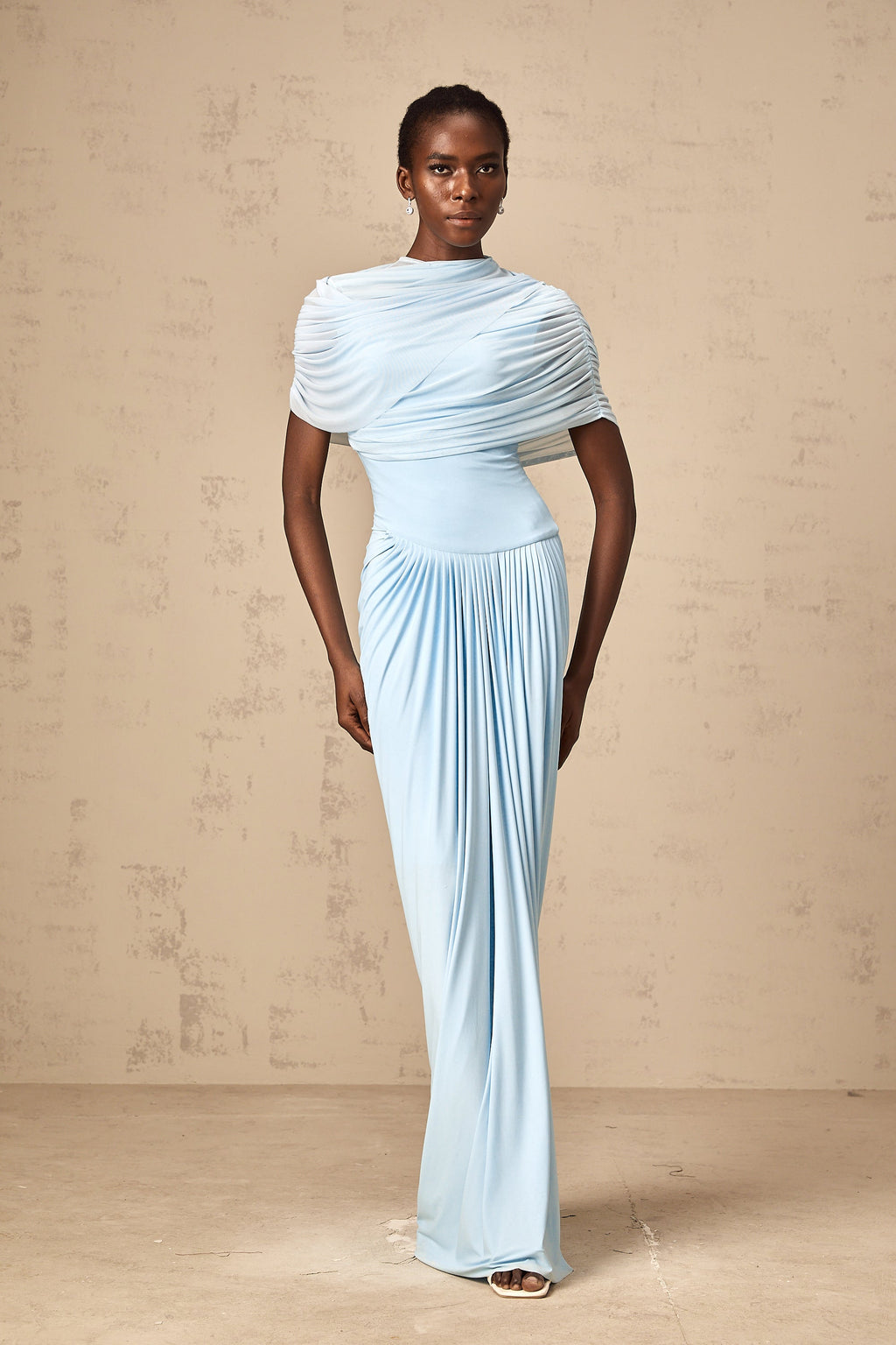 Vestido largo plisado azul