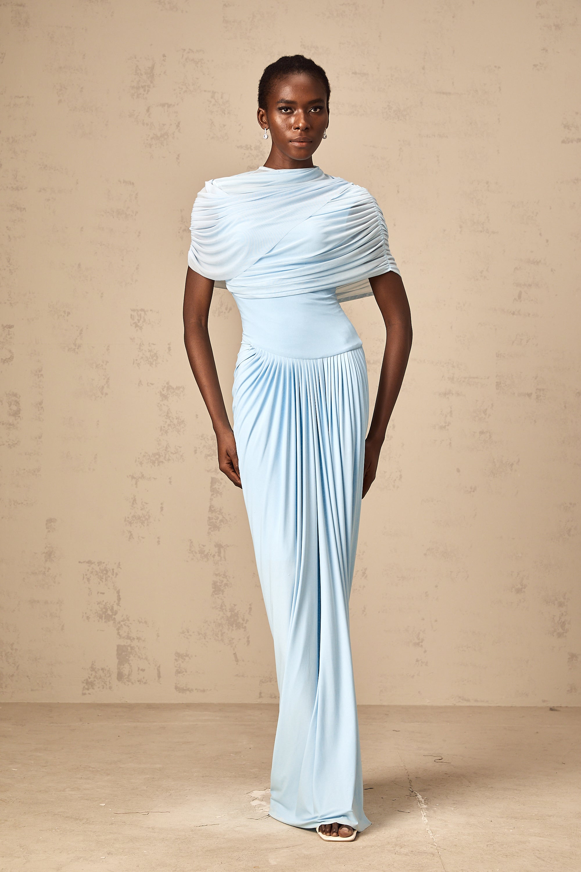 Vestido largo plisado azul