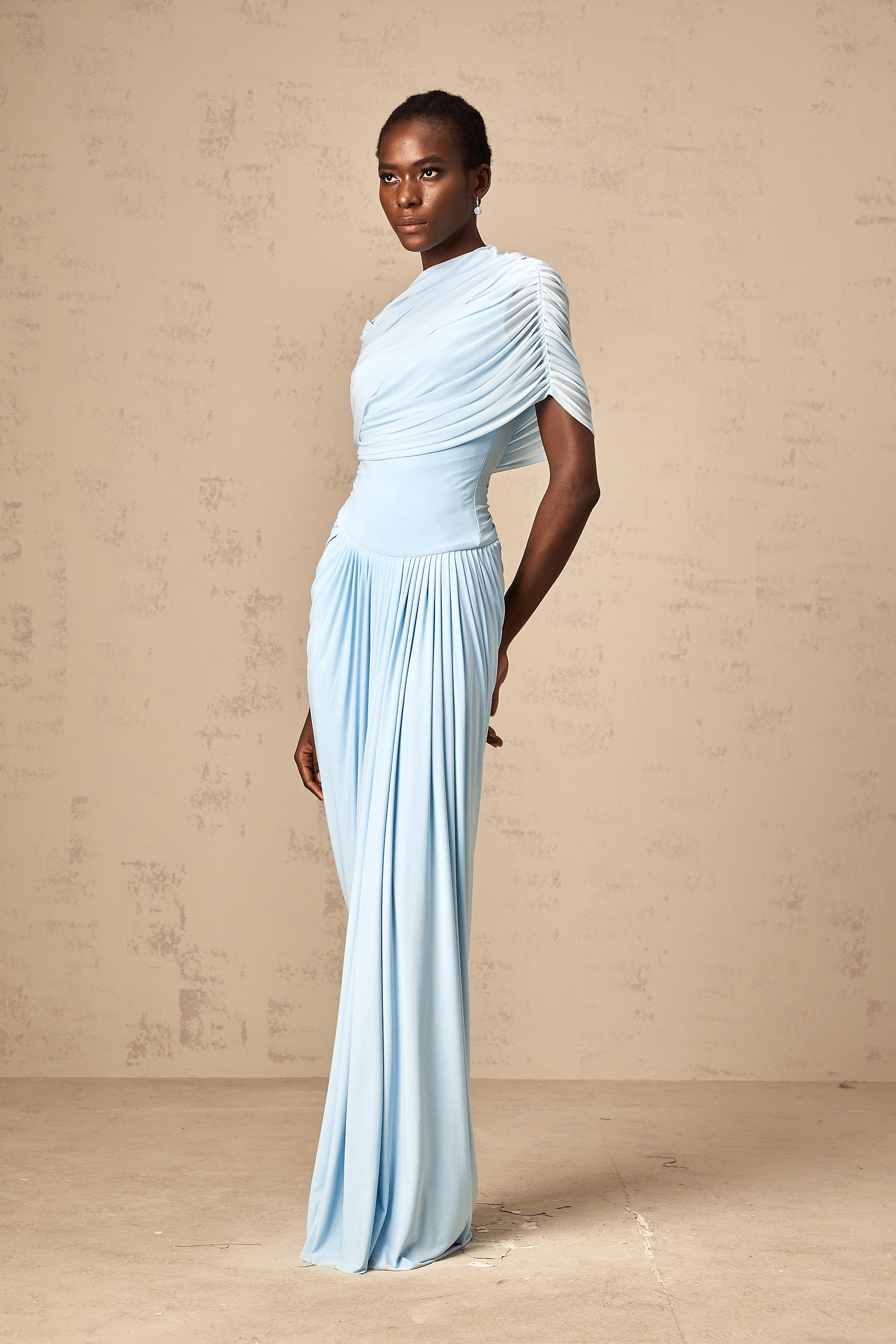 Vestido largo plisado azul