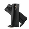 Botas de mujer con cuña y punta redonda