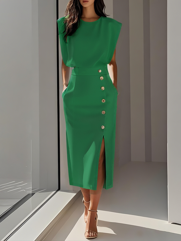 Vestido  liso con abertura con botones y escote redondo
