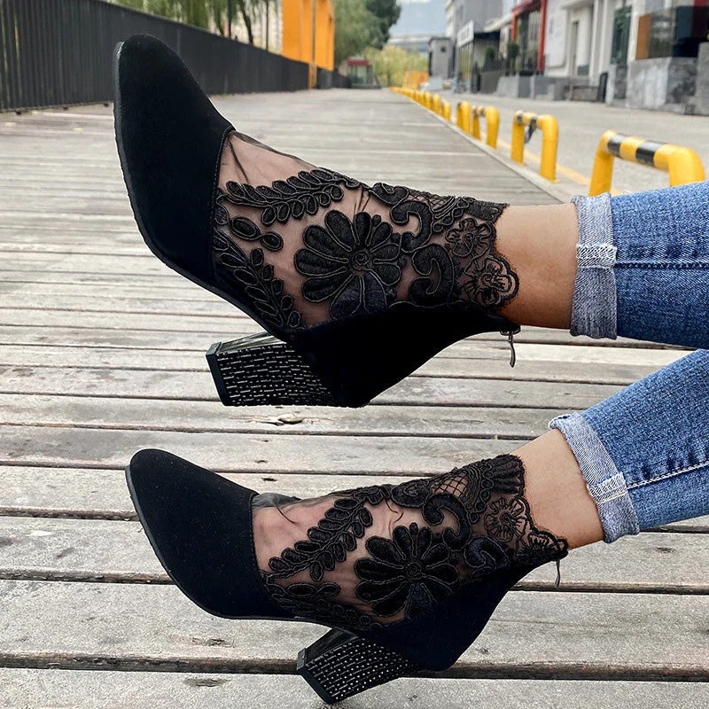 Isabel - Tacones altos de encaje